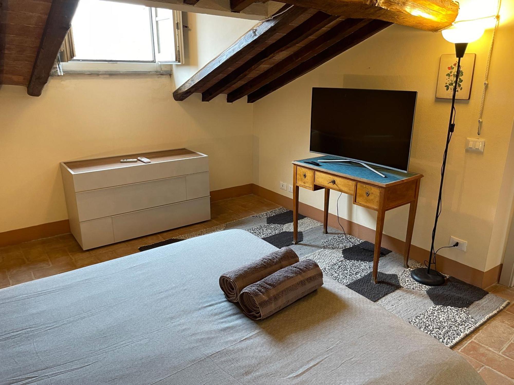 Apartment 2 King Bed, 2 Full Bathroom In Umbria - Tuscany Citta della Pieve