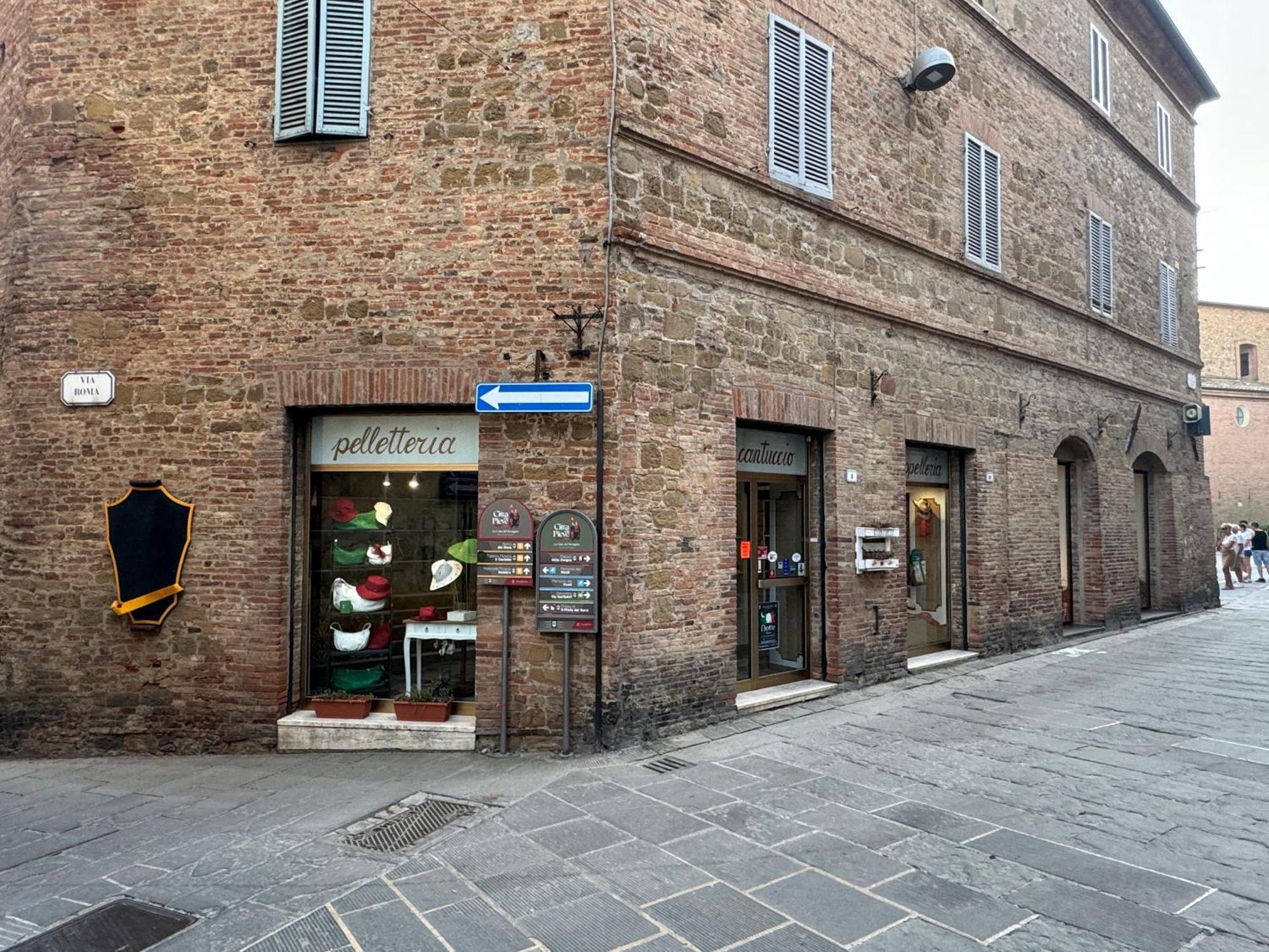 2 King Bed, 2 Full Bathroom In Umbria - Tuscany Citta della Pieve