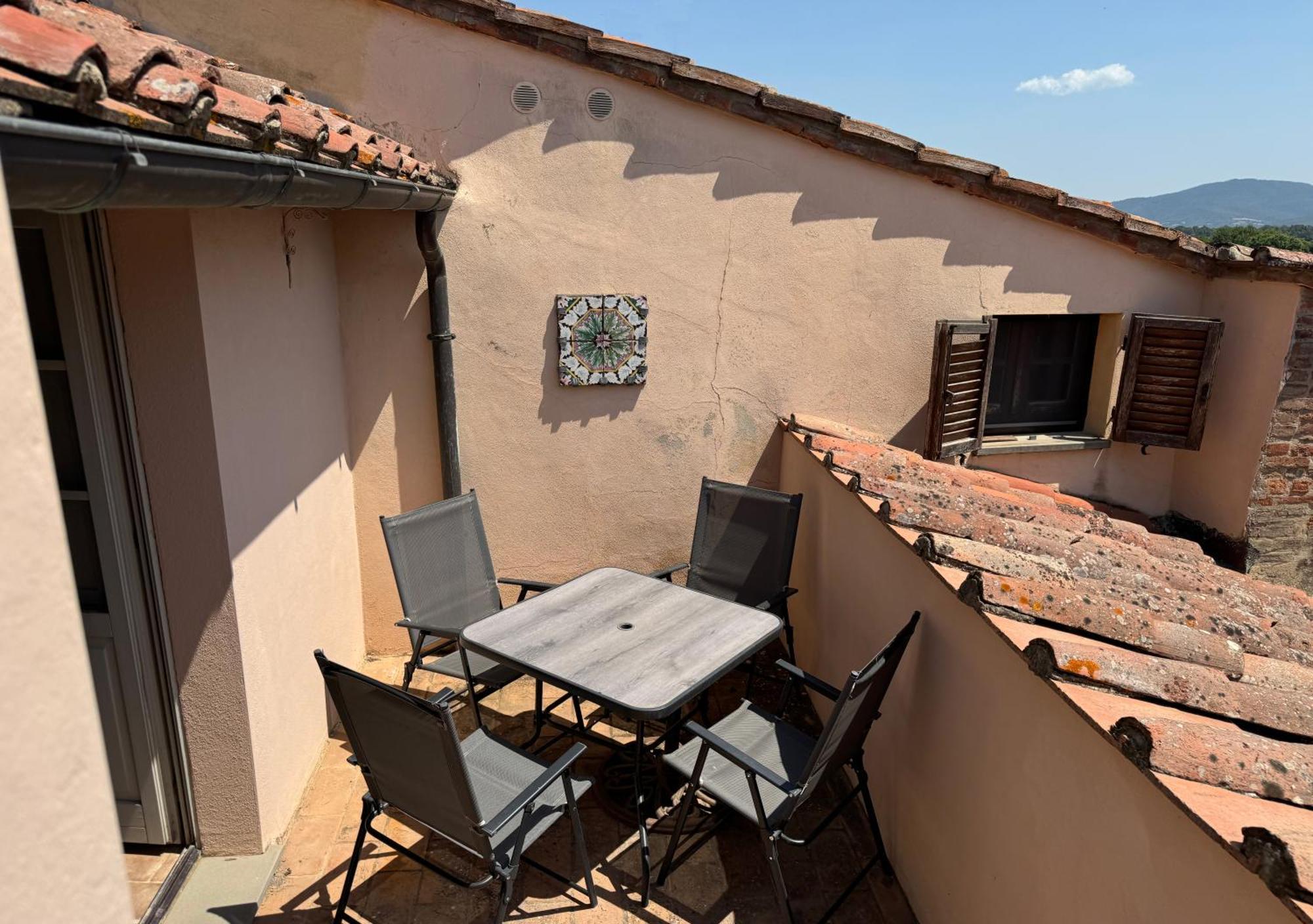 Apartment 2 King Bed, 2 Full Bathroom In Umbria - Tuscany *